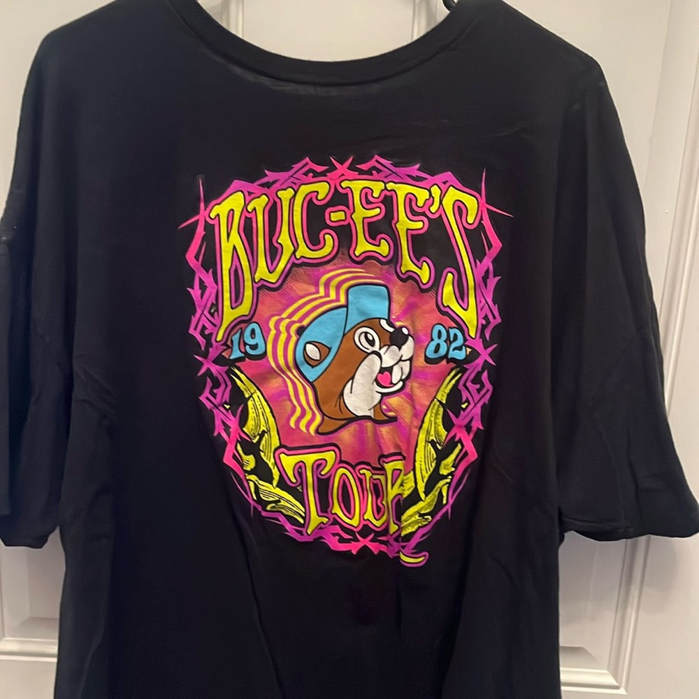 Buc’ees gas station, limited, edition, world tour T-shirt
